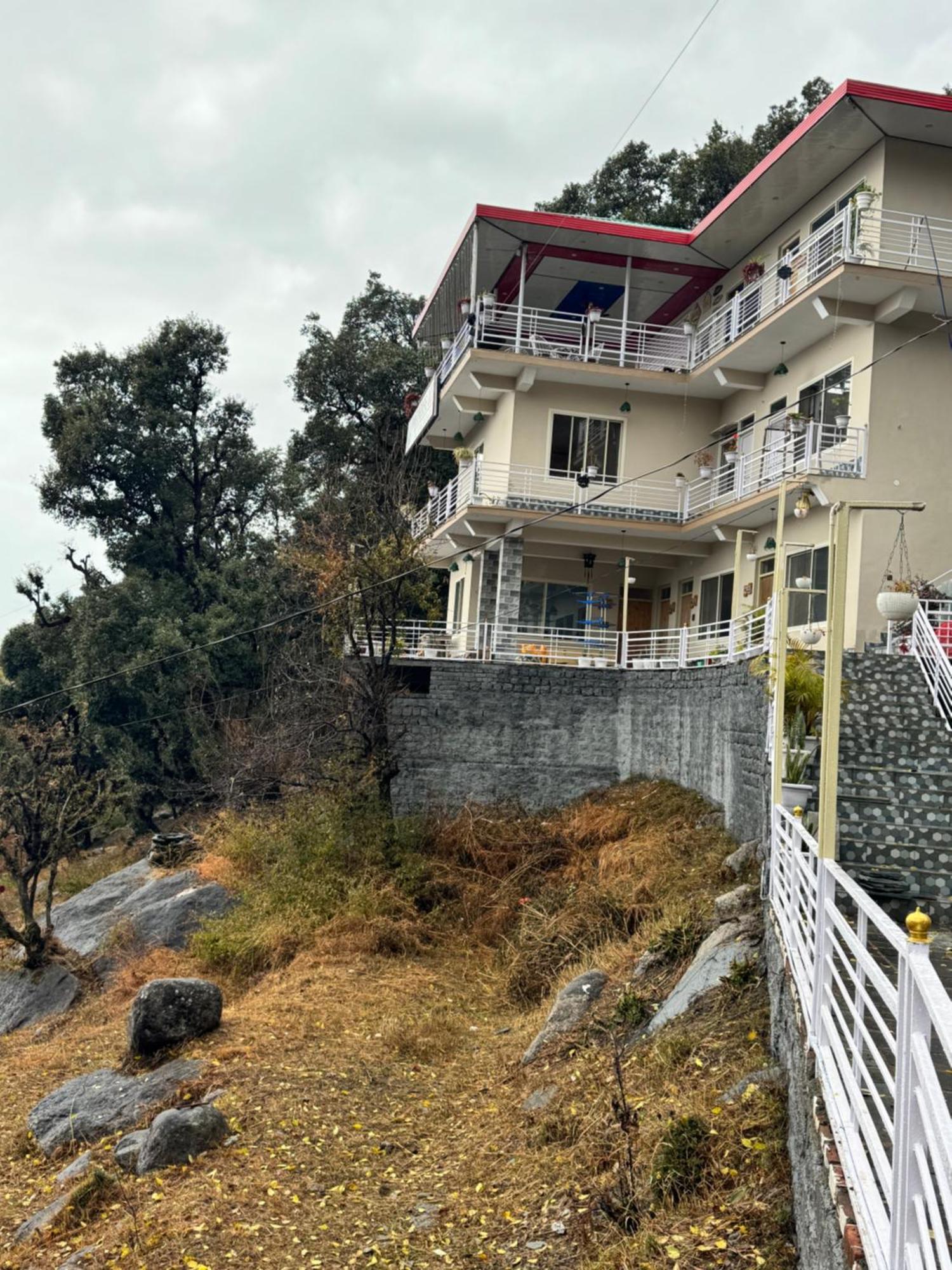 Paradise Inn By Hbr Dharamshala Exterior foto